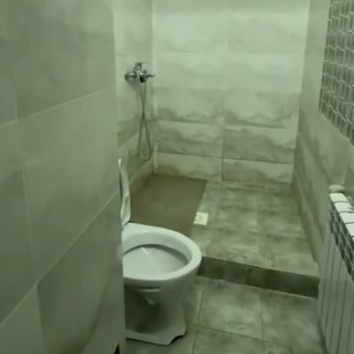 1-й корпус
пятитиместный трансформер улучшенный стандарт (3-х и 2-х местный, общий душ и туалет)